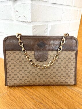 Gucci Authentic Vintage Micro GG Supreme Clutch / Shoulder Bag